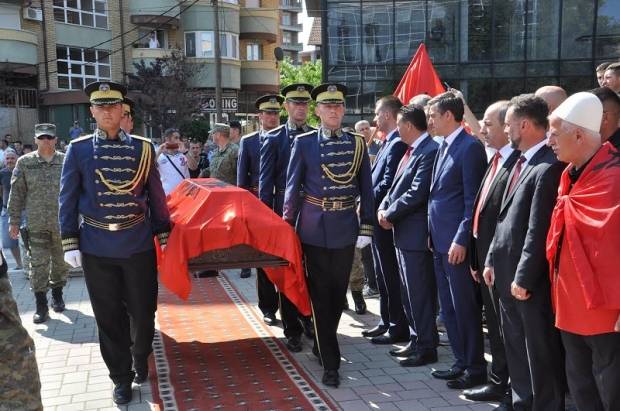 Mustafa: Boletini, Arnavut Vatanseverleri İçin Bir Model
