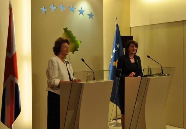 Barones Anelay: Kosova Özel Mahkemeyi Kurmalı