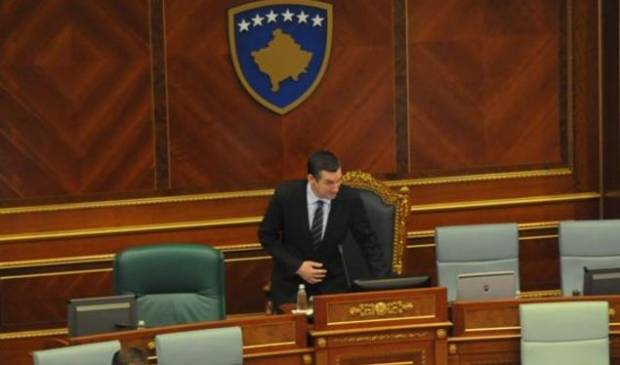 Veseli: Anayasayı İhlal Etmiyorum