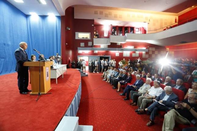 Mustafa, Arnavut Dili ve Edebiyatı Seminerine Katıldı