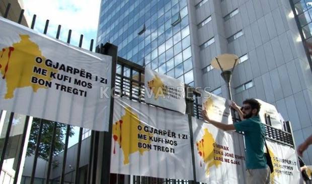 AAK Gençleri Protesto Etti