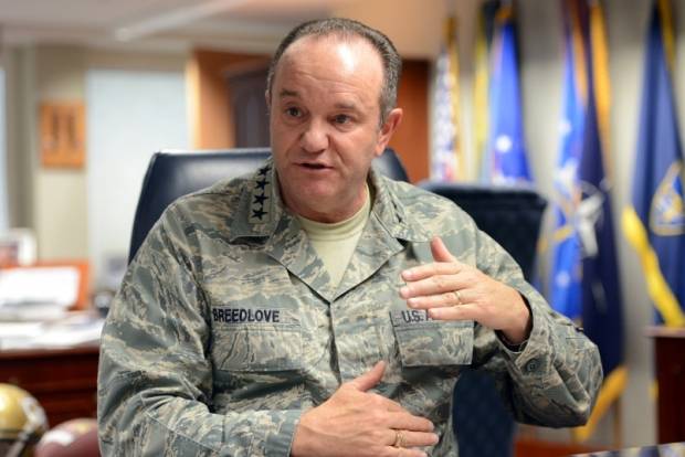 NATO-nun Avrupa Genel Komutanı Breedlove Cuma Kosova'da