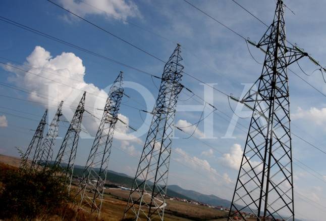 Sırbistan'a Kosovalıları Elektrikle Tedarik Etmesine Müsaade Ediliyor