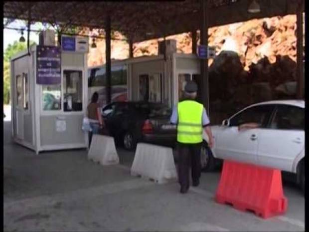 Pacolli, Hükümet'i Anlaşmayı İhlal Eden Sırbistan'a Karşılık Vermemekle Suçluyor