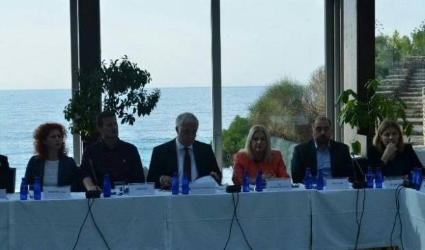 Tahiri: Sırbistan Anlaşmalara Saygı Göstermeli
