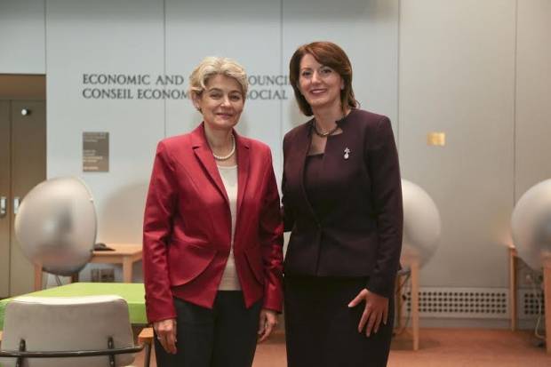 Jahjaga, UNESCO Genel Sekreteri Bokova ile Görüştü