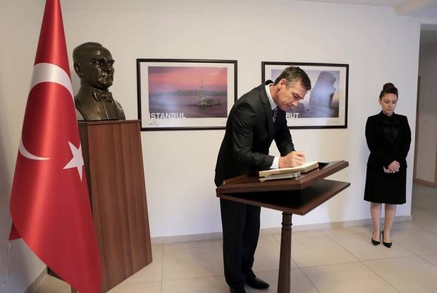 Veseli: Teröre Karşı Beraber Duruyoruz