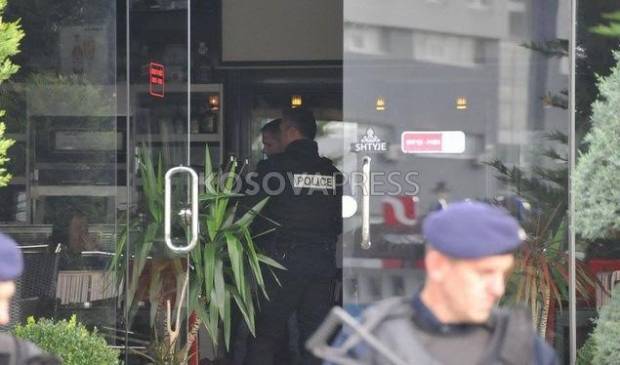 Kosova Polisi Priştine'de Geniş Bir Operasyon Gerçekleştiriyor