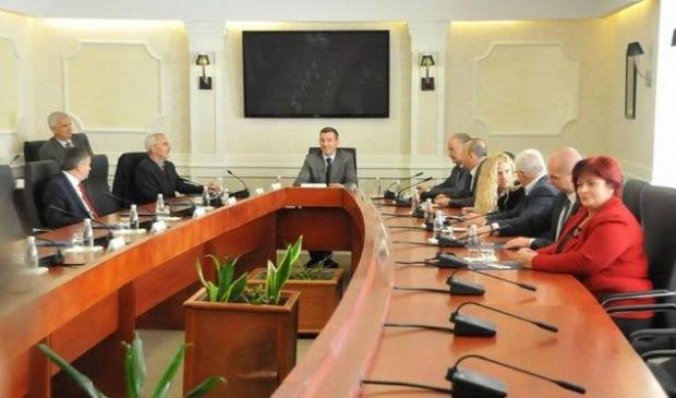 Veseli: Devrime İzin Vermeyeceğim