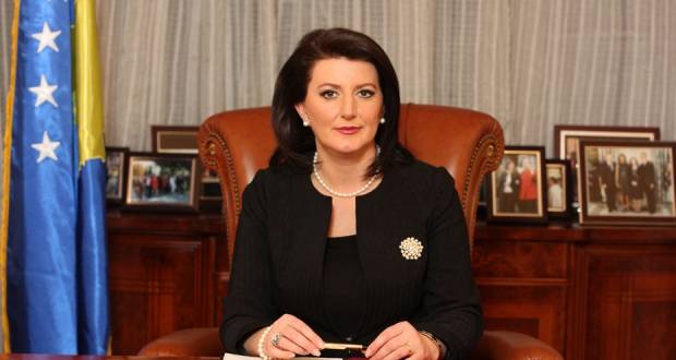 Jahjaga'dan Partilere Diyalog İçin Çağrı