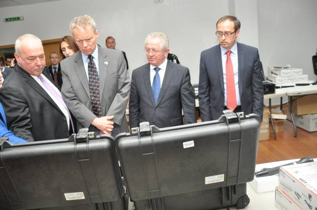 ABD Büyükelçiliği'nden Kosova Sınır Polisi ve Gümrüğüne Ekipman Yardımı