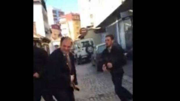 Hajredin Kuçi'ye Yumurtalı Saldırı- Hükümet'ten Kınama
