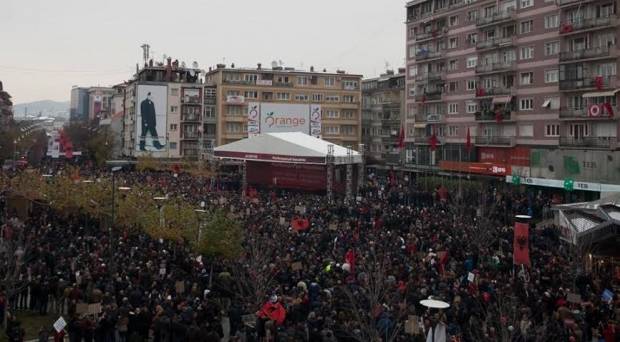 Muhalefet: Protestoda 35 Bin Kişi