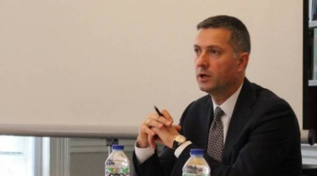 Siyasi Kriz Kosovalılara Vize Serbestisini Etkileyebilir