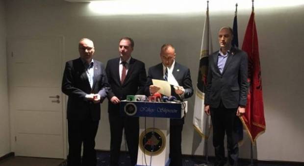Muhalefetten Başbakan Mustafa'nın Davetine Ret