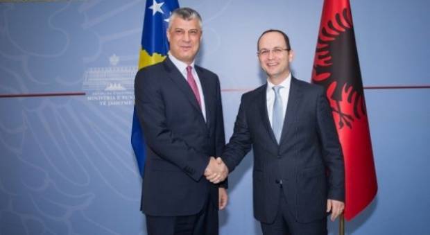Thaçi, Kosova'daki Krizi Bushati ile Görüştü