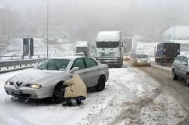 Hava Bu Gece ve Yarın Yağışlı ve Soğuk