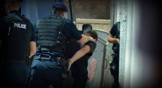 Tutuklanan 2 Kosovalı IŞİD Mensubuna Gözaltı Cezası