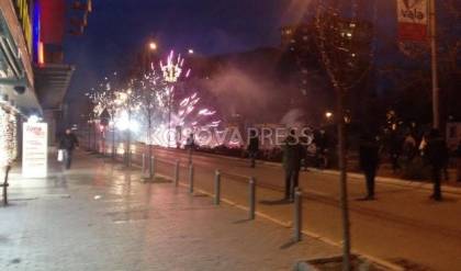 Protestocular Dağılıyor, Polis de Geri Çekilmeye Başladı
