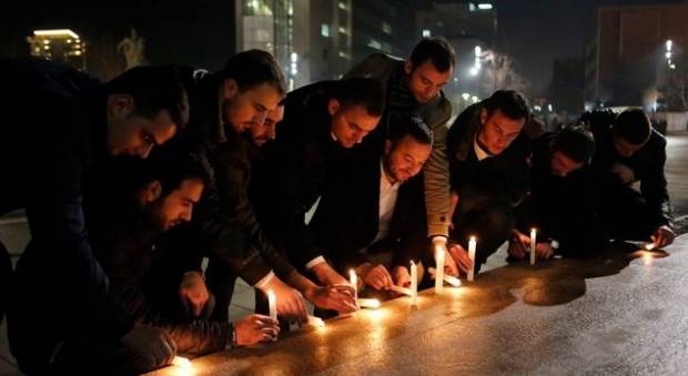 İstanbul Terör Mağdurları İçin Priştine'de Mumlar Yakıldı