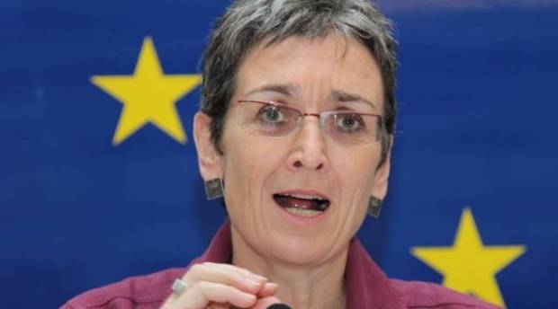 Lunaçek: Kosova İlerleme Kaydetti, Ancak Bu Yeterli Değil