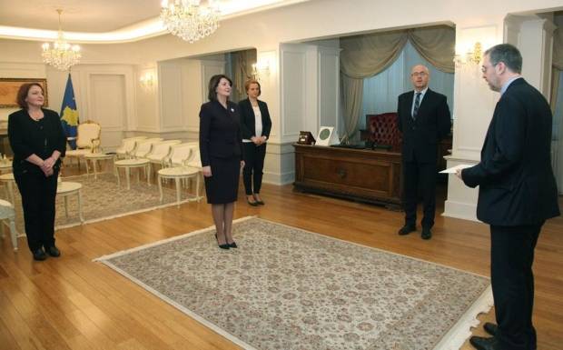 Jahjaga, İrlanda'nın Desteğini Takdir Etti