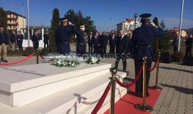 Mustafa ve Thaçi Muhalefetin Protestosundan Konuştu