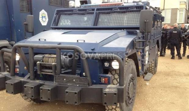 Protestolar İçin Su Topları, Zırhlı Araçlar  Hazır