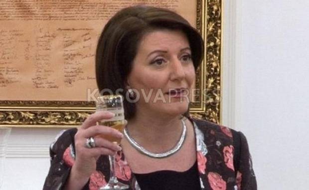 Jahjaga, Oturuma Katılmıyor
