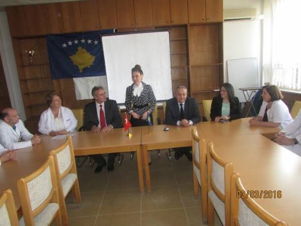Türk Doktorları Kosova'da Yapılmayan 122 Ameliyat Yaptı