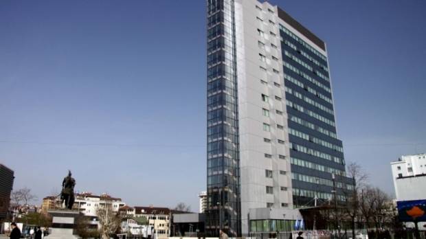Hükümet,  Bakan Abrashi'ye Yumurtalı Saldırıyı Kınadı
