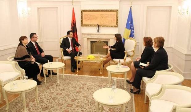 Jahjaga,  Basha'yı Kabul Etti