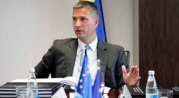 Hükümet Koalisyonu Vizeleri Riske Atıyor