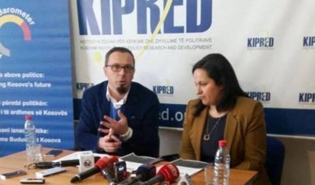 Yüksek Profilde Yolsuzluk Kosova İçin Sorun