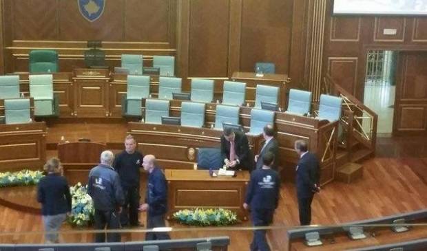 Thaçi'nin Yemin Törenine Muhalefet Katılmadı