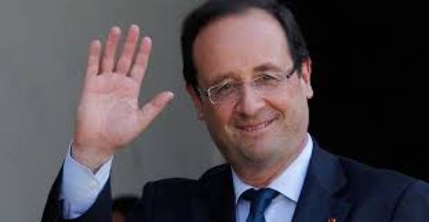 Hollande,  Thaçi'yi Kutladı