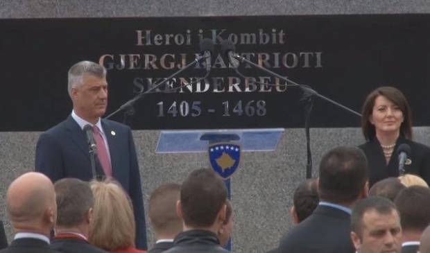 Thaçi,  Anayasa'nın Bekçisi Olacağım