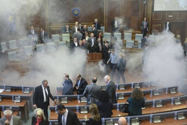Siyasi Kriz,  Yatırımlara İlgiyi Azaltıyor