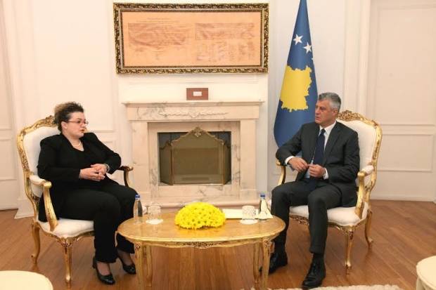 Thaçi,  Anayasa Mahkemesi Başkanı Rama'yı Kabul Etti