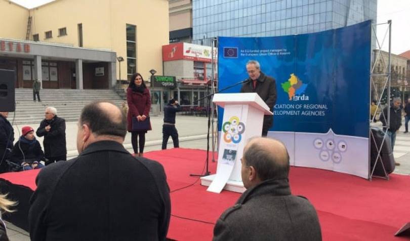 Priştine'de Kış Fuarı Açıldı