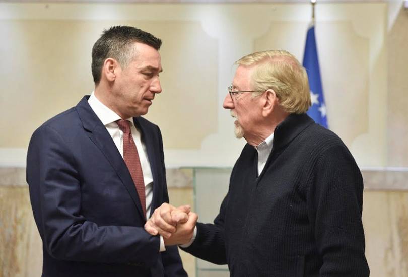 Walker,  Kosova Gerçeğinin Canlı Kahramanı