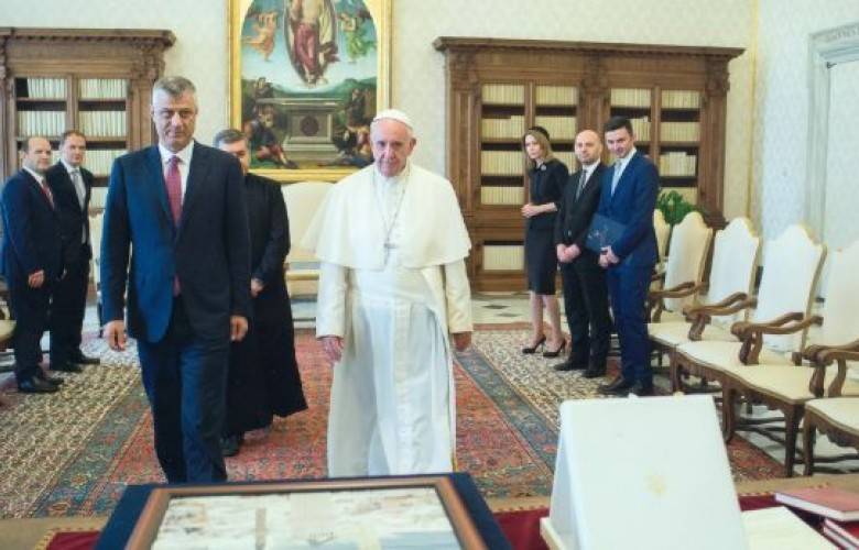 Thaçi Yarın Vatikan’da