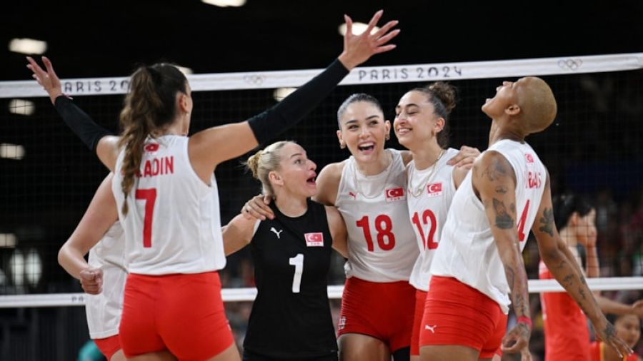 Filenin Sultanları Çin'i devirdi Paris 2024 Olimpiyat Oyunları'nda yarı finale yükseldi