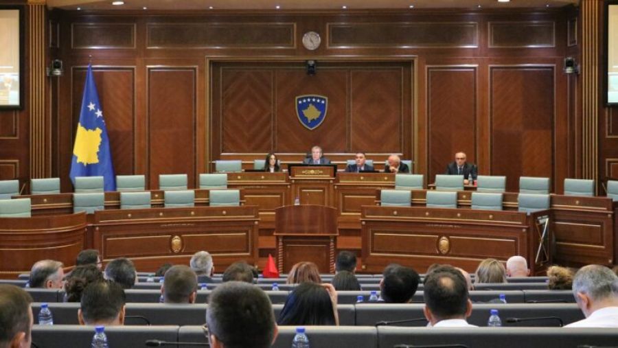 Anayasa Mahkemesi’nin Kararna Siyasi Tepkiler Büyüyor