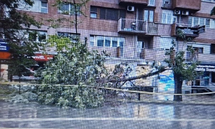 Kuvvetli Rüzgarlar Nedeniyle Vatandaşlara Dikkatli Olmaları Çağrısı