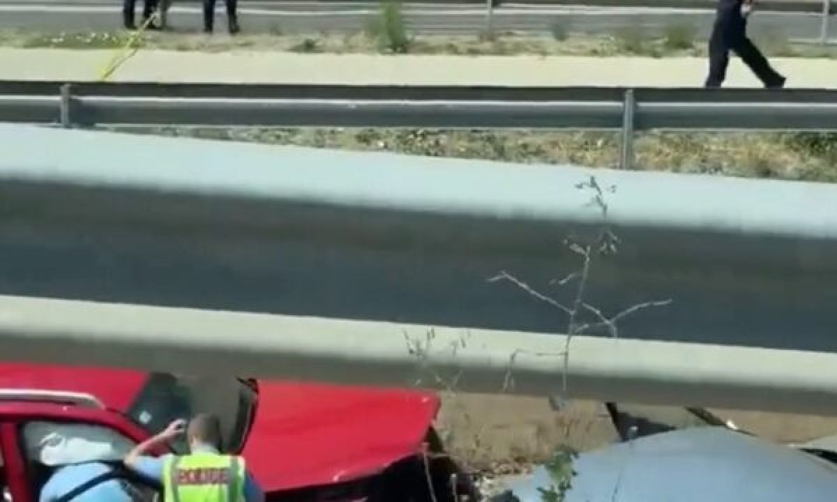 Priştine’de Ağır Trafik Kazası: 1 Ölü, 1 Yaralı