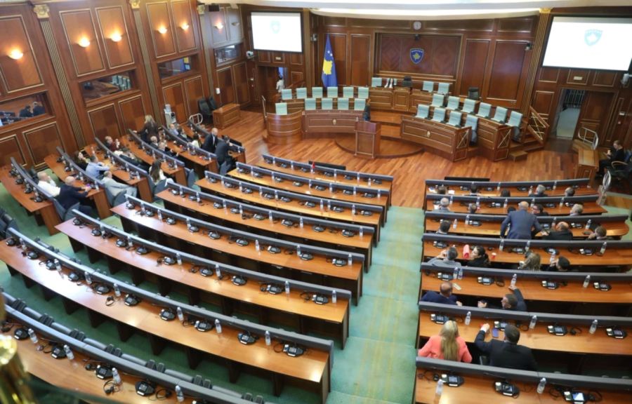 Muhalefetten Vetëvendosje’ye: "Devletin Çıkarı Öncelik Olmalı" Çağrısı