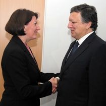 Jahjaga AB İle Sözleşme Düzenlemelerin Başlamasını İstedi