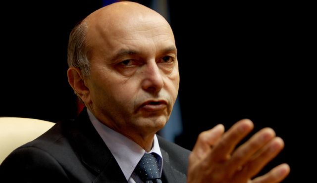 LDK Hükümet Koalisyonundan Ayrılmalı