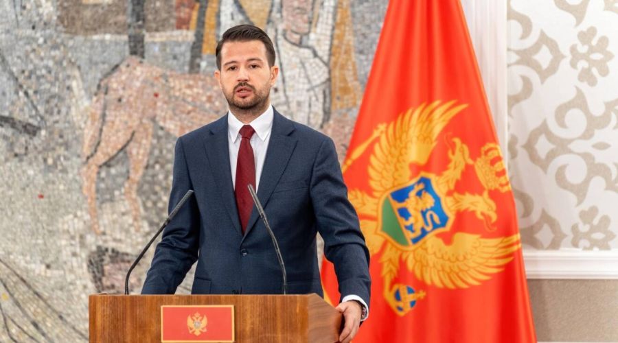 Karadağ Cumhurbaşkanı Milatović, anıtın derhal kaldırılmasını talep etti